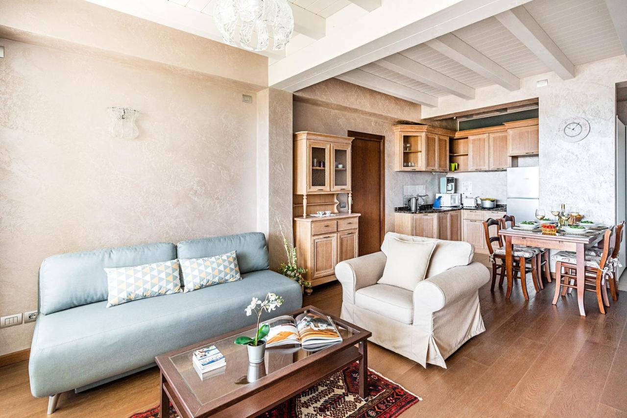 Warda C11 Apartment By Wonderful Italy Desenzano del Garda Exterior photo